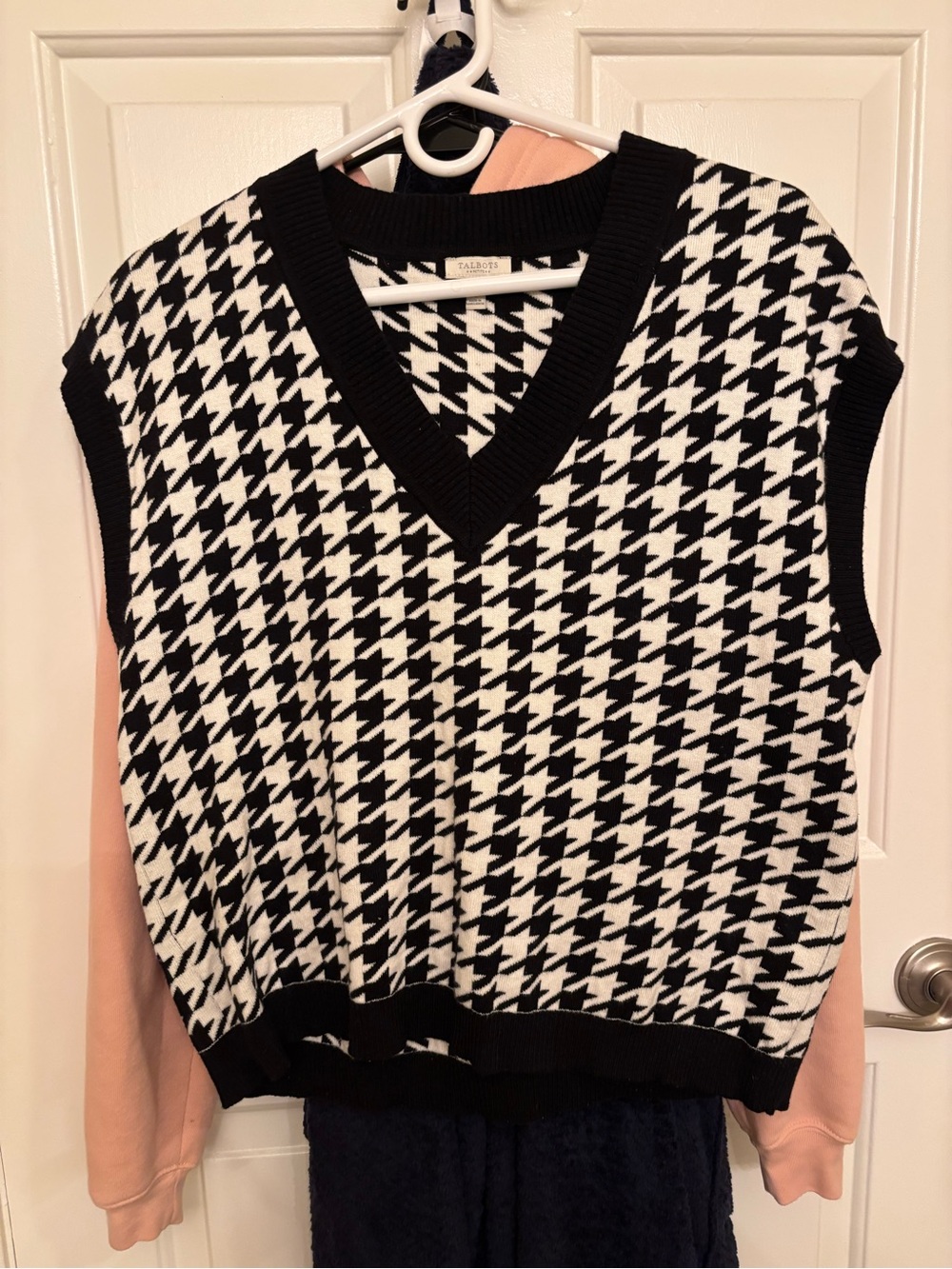 Talbots Black and White Houndstooth V-Neck Sweater Vest